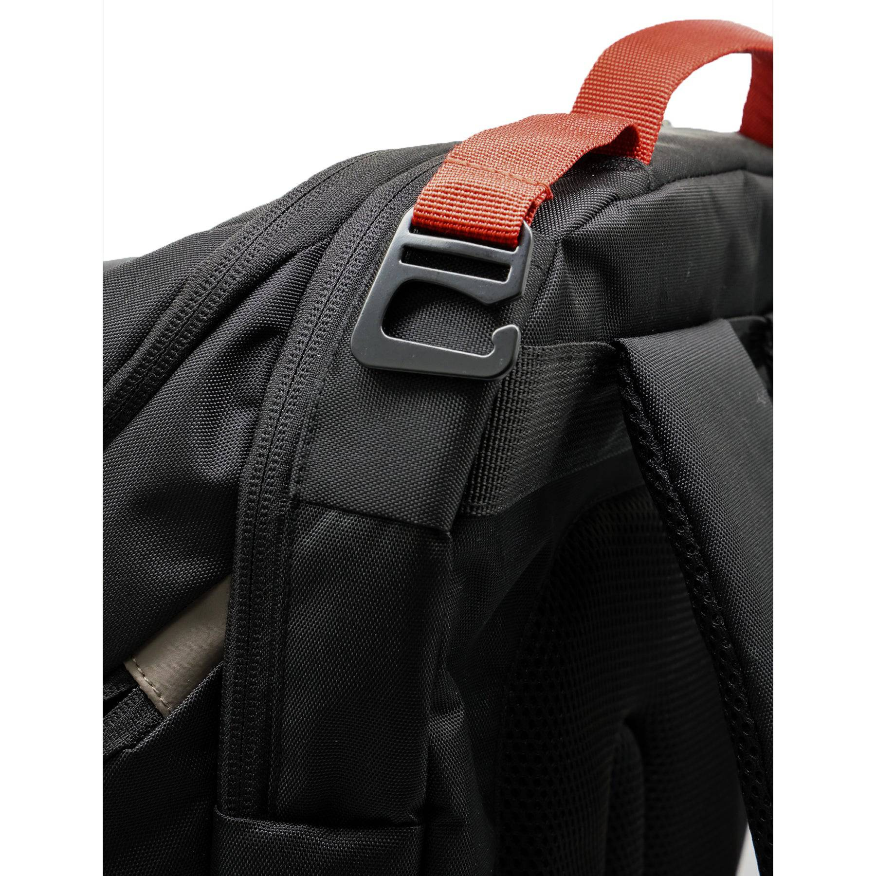 CRBN Pro Team Backpack Hook